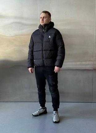 Зимова куртка nike acg