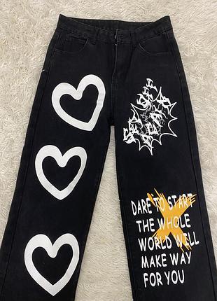 🤍 джинси бойфренди жіночі широкі прямі shein bratz y2k dollskill з принтом і надписами 🤍