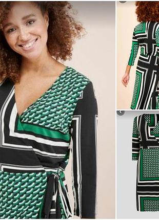 Стильное трендовое платье в размере 8