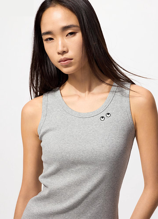 Майка uniqlo (477650)