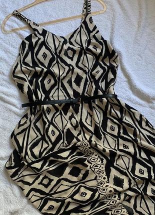 Жіночий літній комбінезон вільного крою