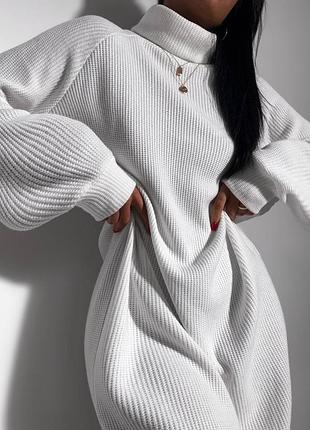 Женское теплое вязанное платье миди пол горло ангора оверсайз