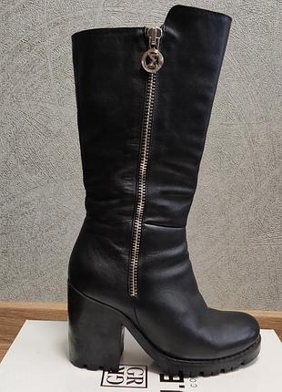 Зимові чоботи