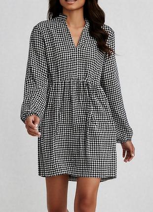 Жіноча твідова сукня zara з довгим рукавом