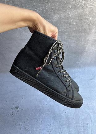 Черевики levi’s розмір 39