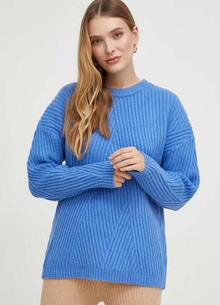 Светр блакитний подовжений