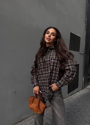 Базовая женская рубашка в клетку