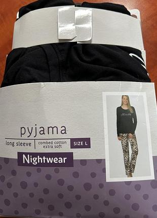 Піжама для дому та сну