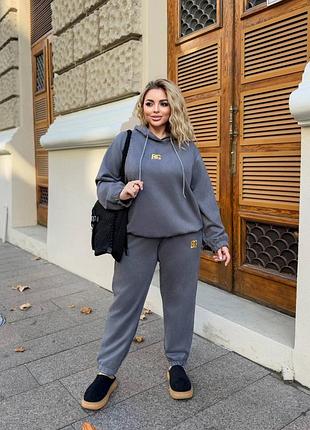 Жіночий костюм із замші на дайвінгу