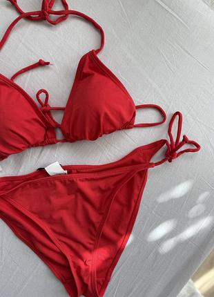 Червоний купальник новий