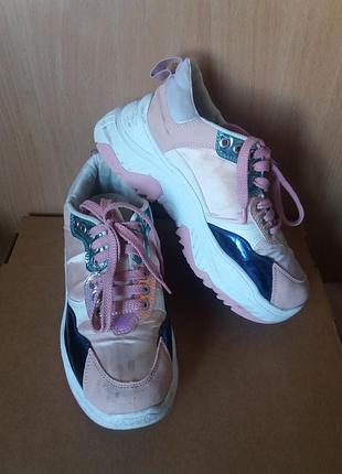 Кроссовки 🔮 женские