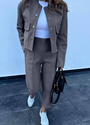 Стильний брючний костюм,  кашемір ялинка,  брюки завужені слоучі та жакет кардіган вкорочений