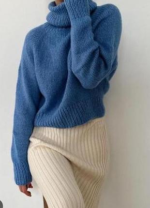 Светр з горлом