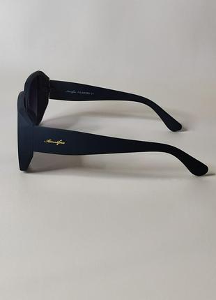 Женские солнцезащитные очки в стиле маска