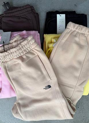 Спортивные штаны