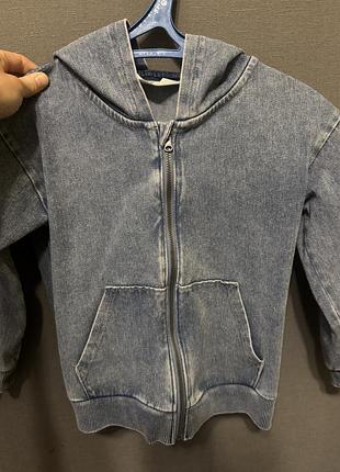 Продам джинсову куртку фірми h&m , розмір 110/116 см