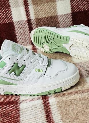 Нові жіночі кросівки new balance 550 (оригінал)