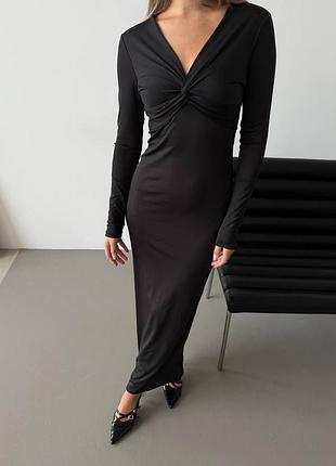 Стильное платье