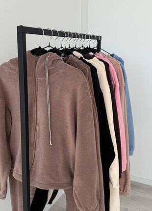 Спортивный флисовый костюм