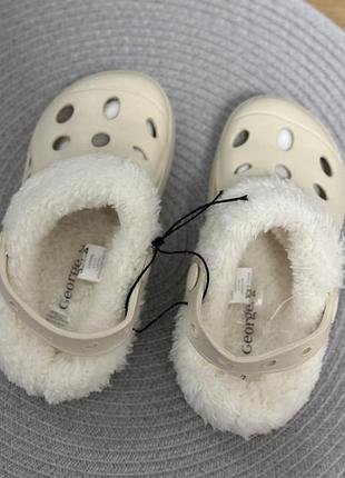 Резинові тапочки