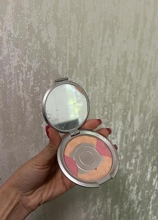 Пудра ркмяна джордані голод від оріфлейи