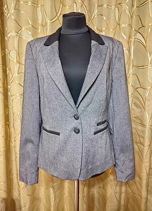 Брендовый вискозный пиджак жакет