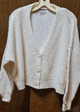 Кардиган, жакет вязаный.