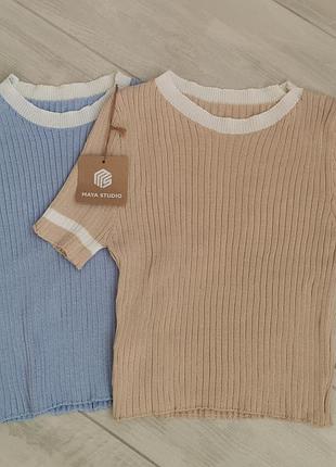 Тпикотажна футболка в рубчик