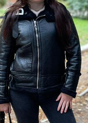 Жіноча дублянка (зима/весна/осінь) розмір с,невеличка м