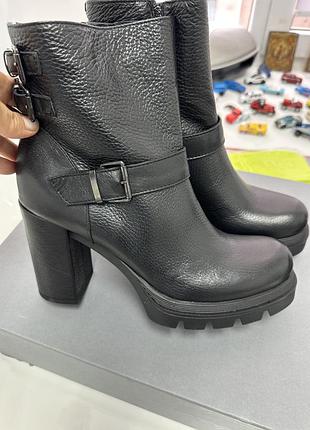 Emanuela passeri оригінал