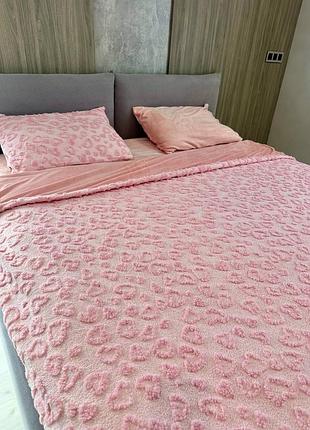 Плюшева постіль у сердечка