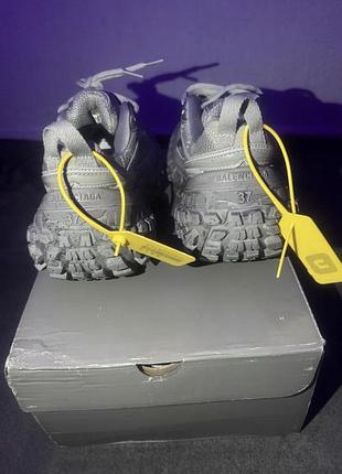 Balenciaga defender 3