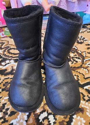 Уггі оригінал на дівчинку