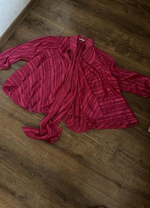 Стильная ярко малиновая блуза рубашка размер оверсайз