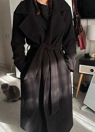 Пальто жіноче чорне