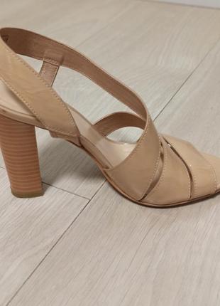 Босоніжки2 фото