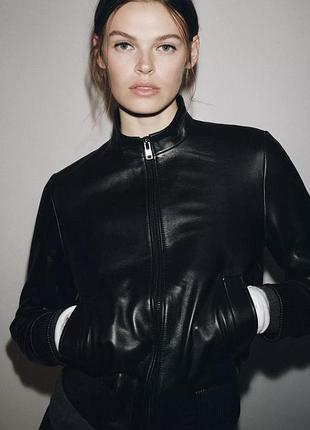Кожаная куртка-бомбер zw collection limited edition