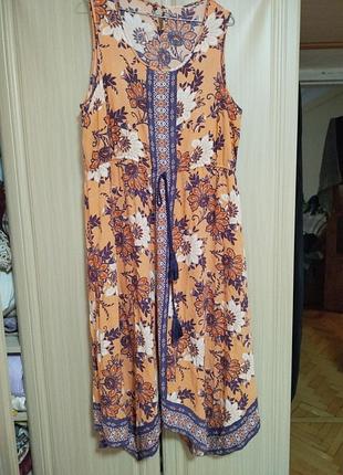 Платье вискоза