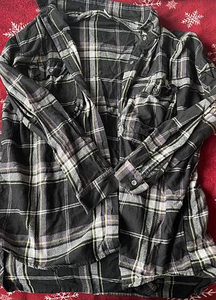 Сорочка в клітинку