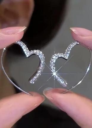 Серьги с камушками сердца