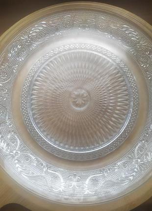 Тарелки стекло 2 шт новые 22.5см