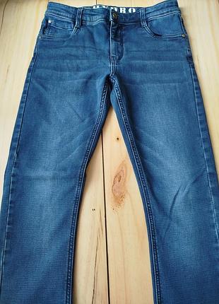 Демисезонные джинсы на рост 164