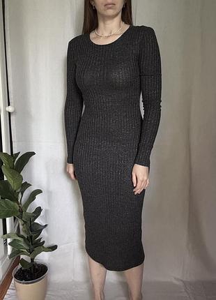 Сукня жіноча