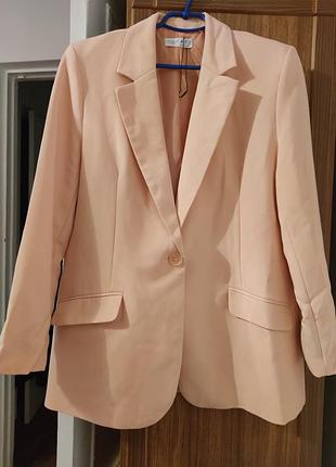 Персиковый шикарный пиджак овер