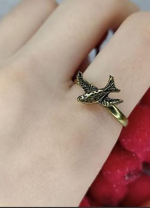 Очаровательное кольцо