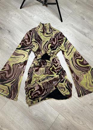 Сукня в мармурову сітку