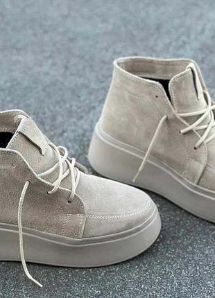 Ботинки женские на платформе замшевые