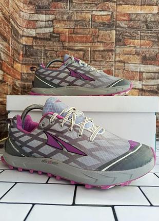 Кроссовки altra