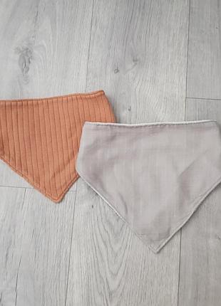 Слюнявчики