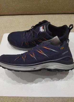 Кросівки чоловічі lowa innox gtx